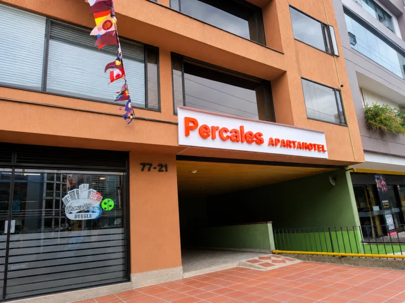 Fachada edificio percales