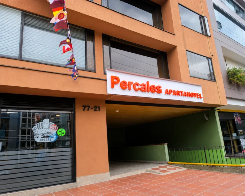 Fachada edificio percales