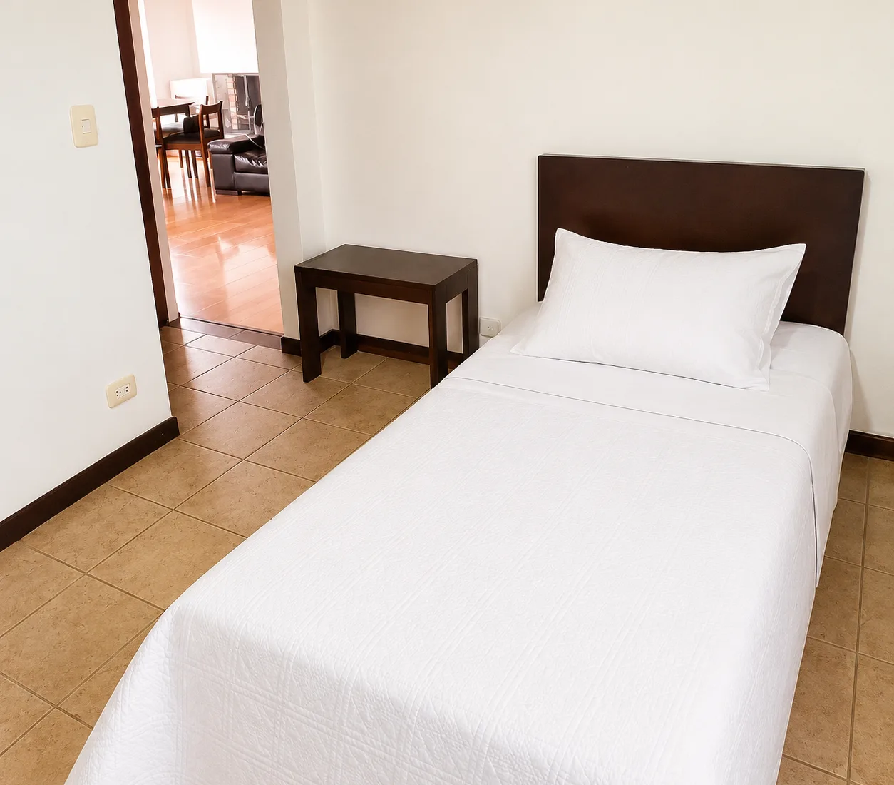 PENTHAUSES HABITACION PERCALES APARTAHOTEL