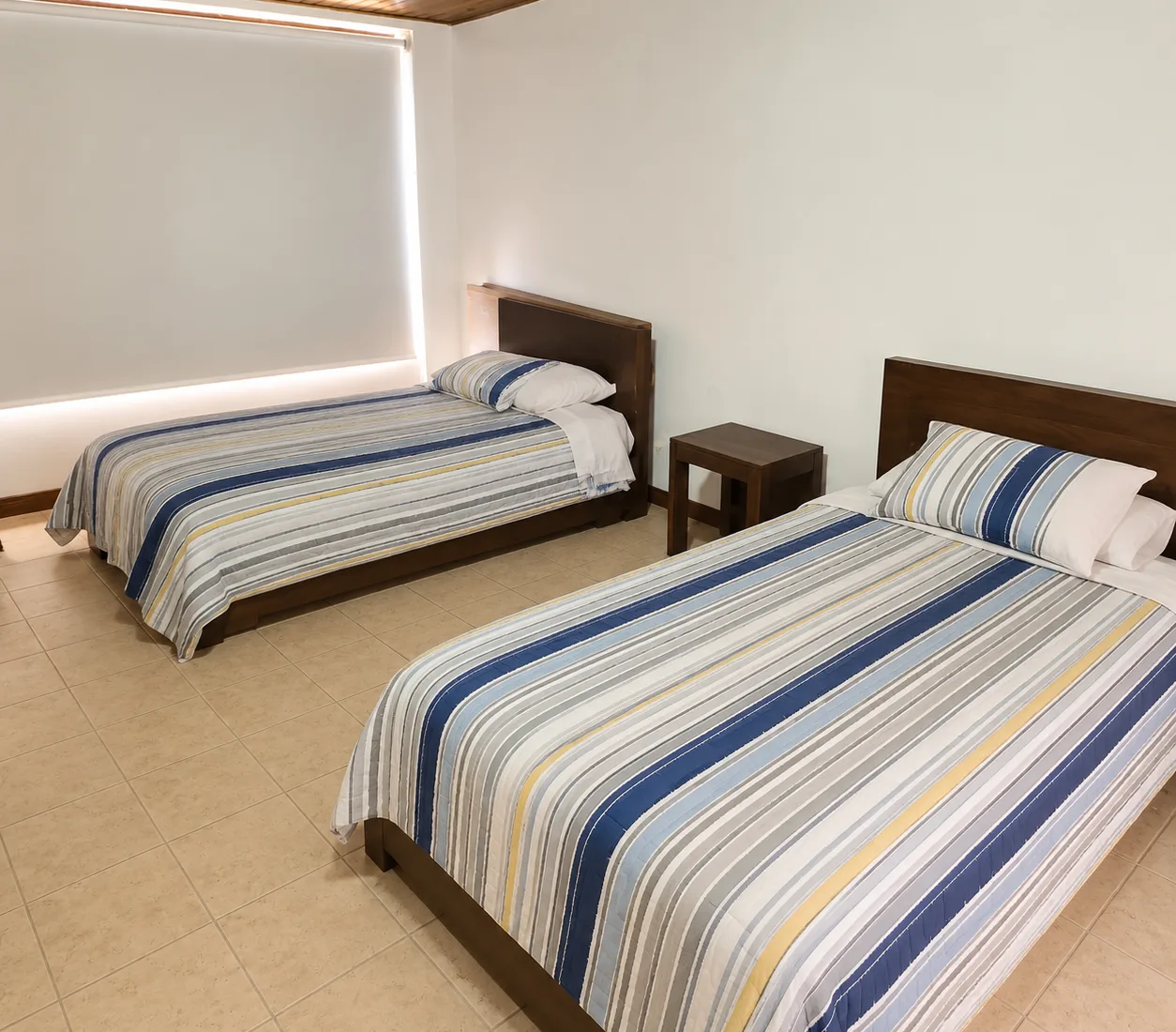PENTHOUSES HABITACION DOBLE PERCALES APARTAHOTEL