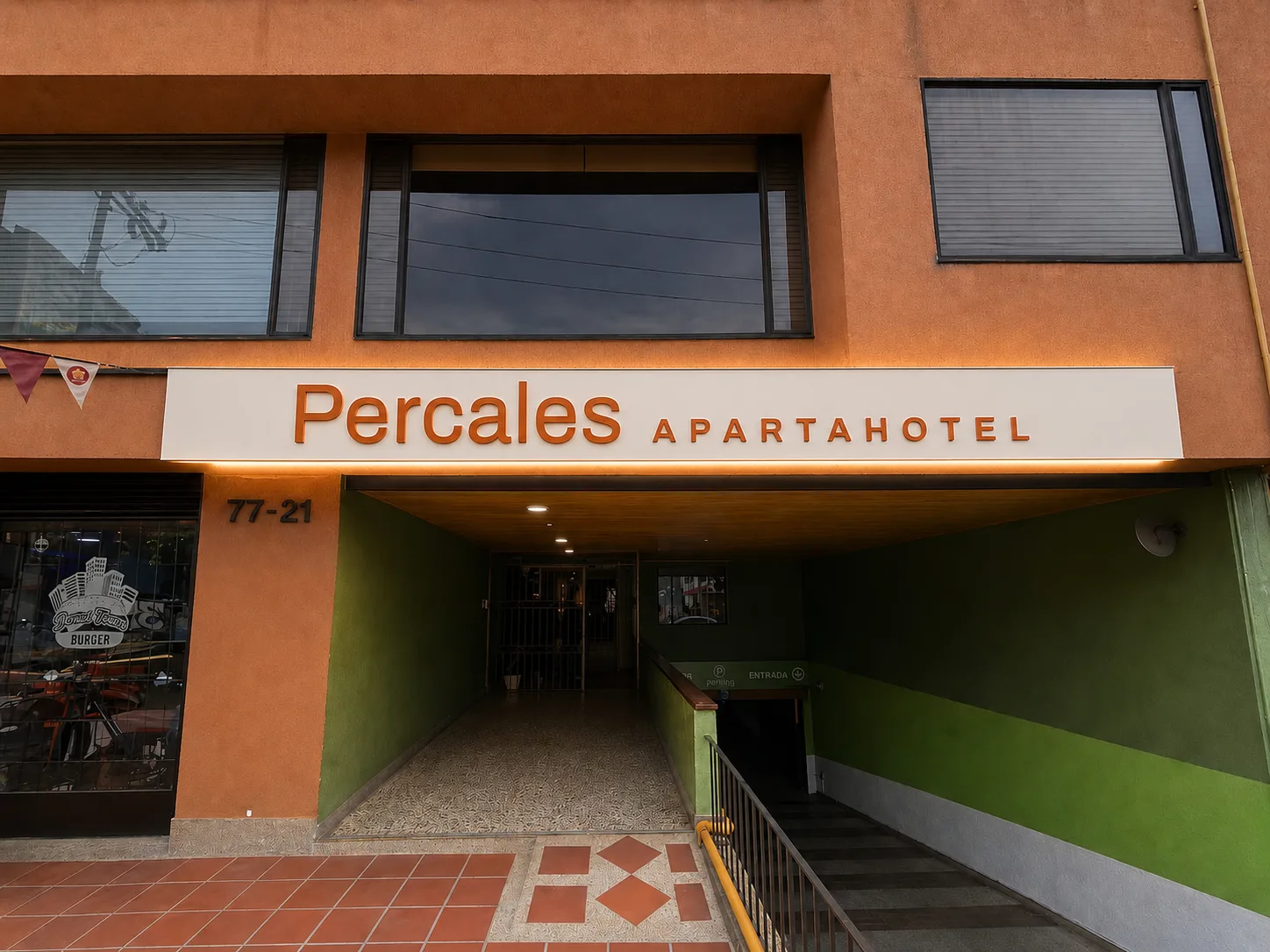 PERCALES APARTAHOTEL FACHADA