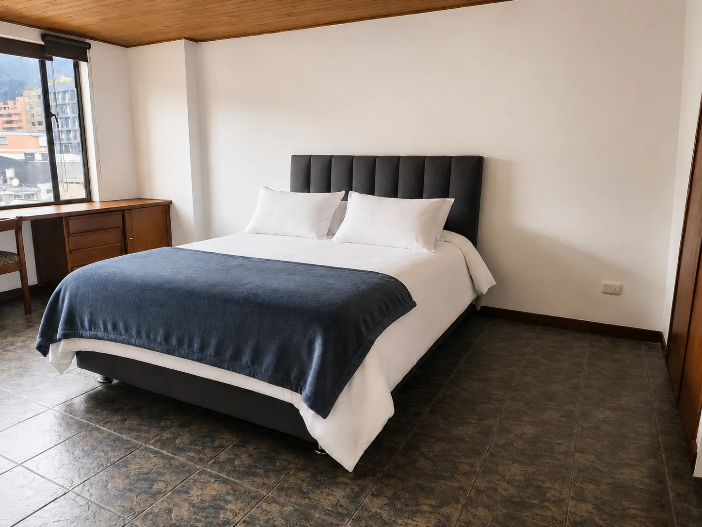 Percales Alcoba  con  cama  doble  de  habitación  sencilla  de  72 metros  cuadrados